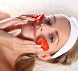 The Perks Of Using Tomatoes On Your Face