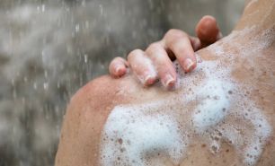 Best Hydrating And Nourishing Body Washes From The Well Store