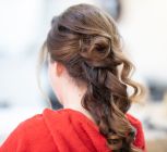 5 Simple And Quick Hairstyles For Working Women