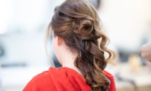 5 Simple And Quick Hairstyles For Working Women