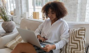 Best 5 White Work Shirts for Women