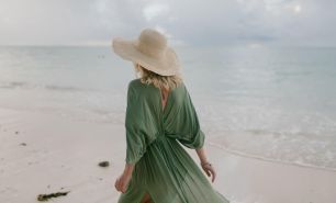 Beach Maxi Dresses: Styling Ideas